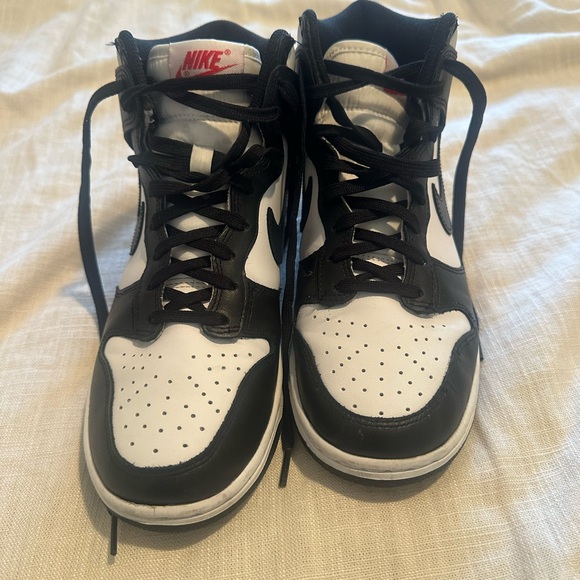 Nike Women’s Dunk High Sneaker - Picture 1 of 4